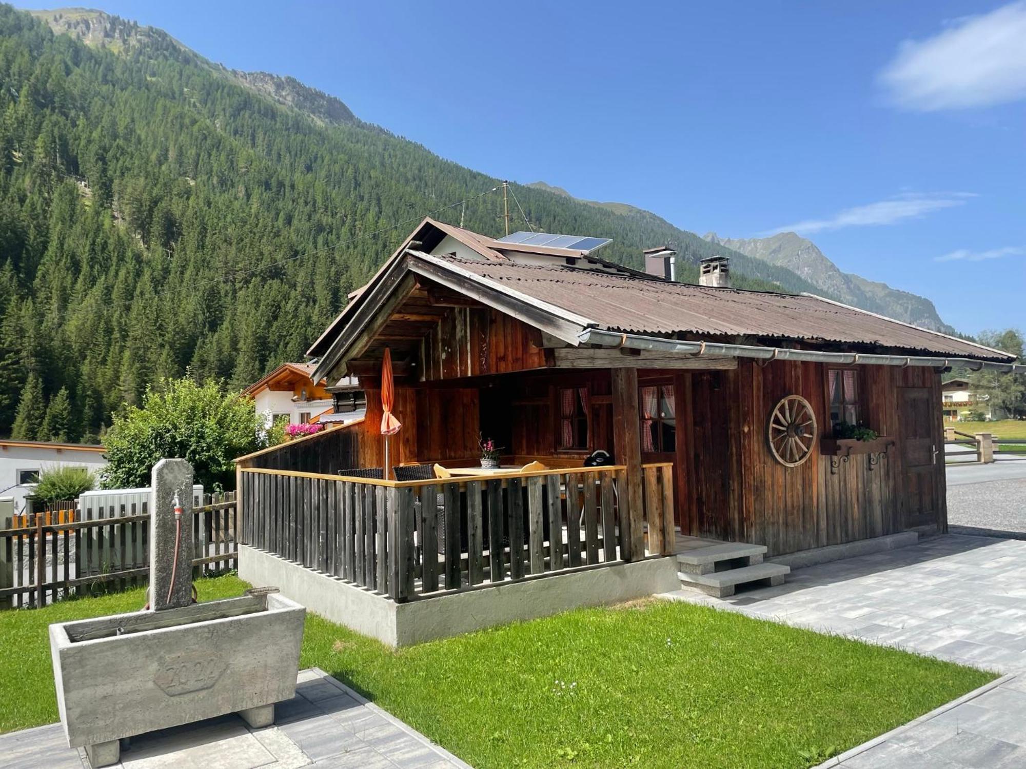Apart Luibisblick St. Leonhard im Pitztal Exterior foto